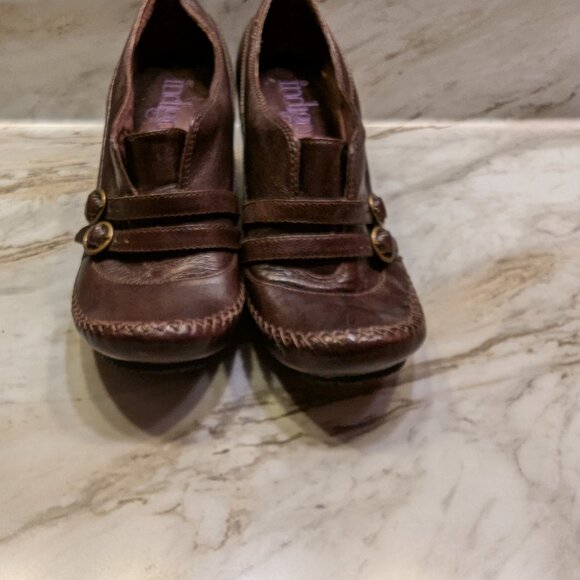 Indigo by Clarks Leather Slip On Rocker Heel - Picture 5 of 7